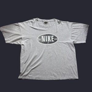 Vintage nike tee